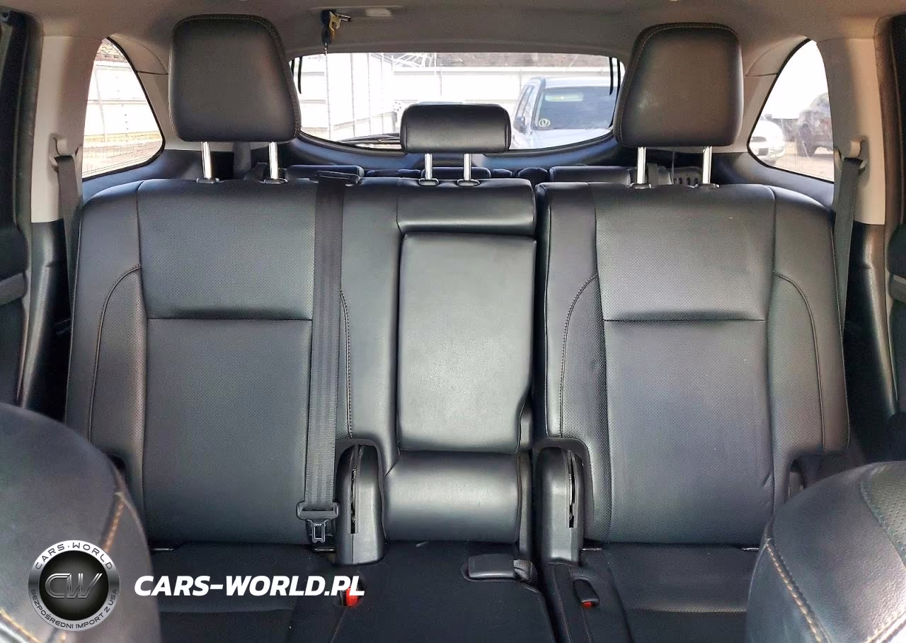 2019 Toyota Highlander Limited VIN:5TDYZRFH2KS329101 - 10