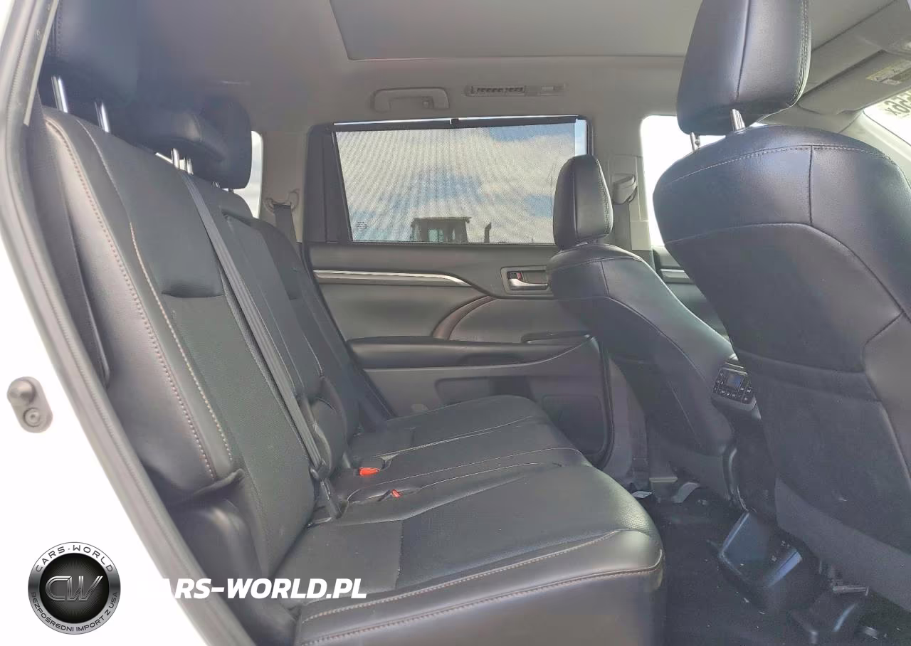 2019 Toyota Highlander Limited VIN:5TDYZRFH2KS329101 - 11