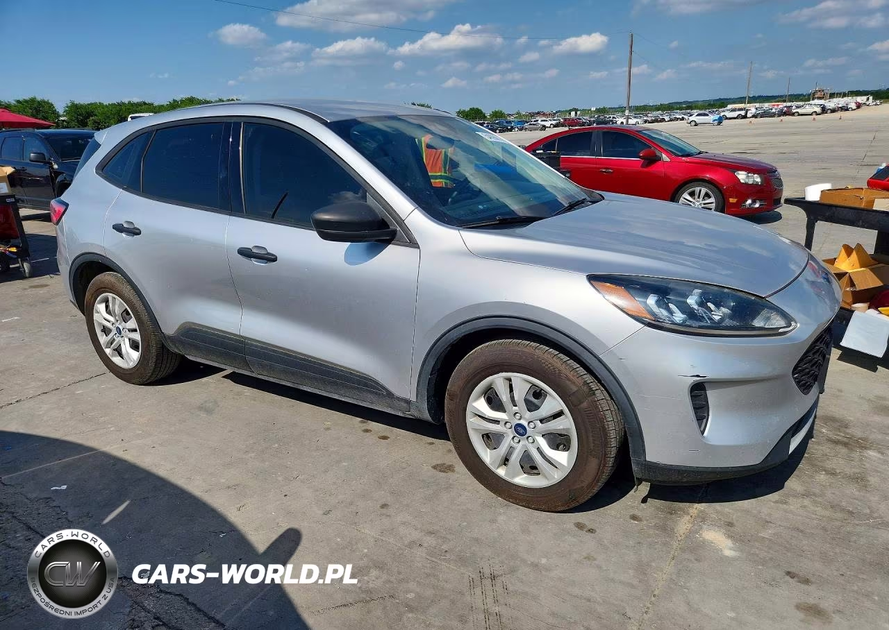 2020 Ford Escape S VIN:1FMCU0F67LUB93527 - 4