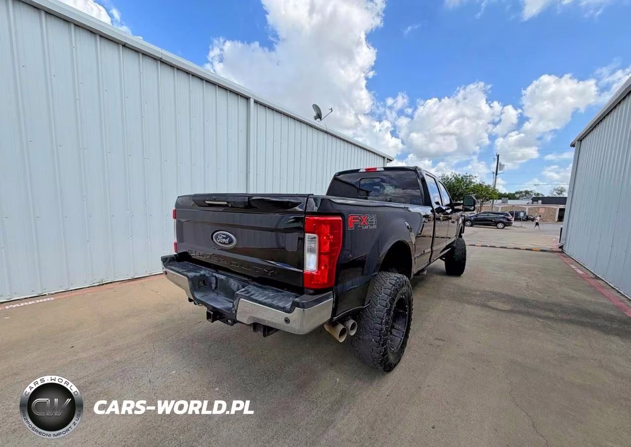 2017 Ford F250 Super Duty VIN:1FT7W2BT1HEC07818 - 4