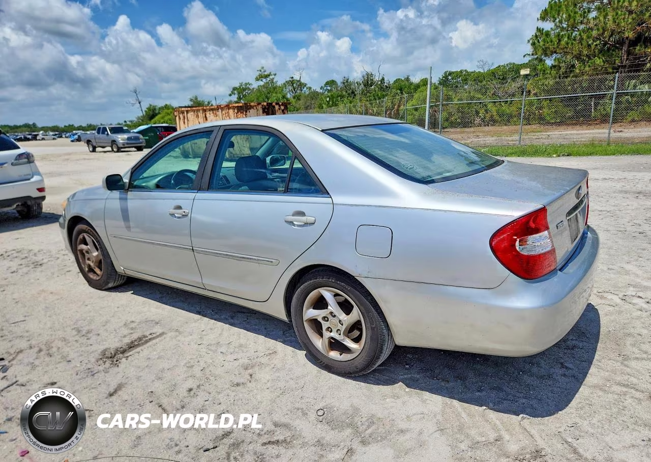 2003 Toyota Camry Xle VIN:4T1BE32K83U722335 - 2