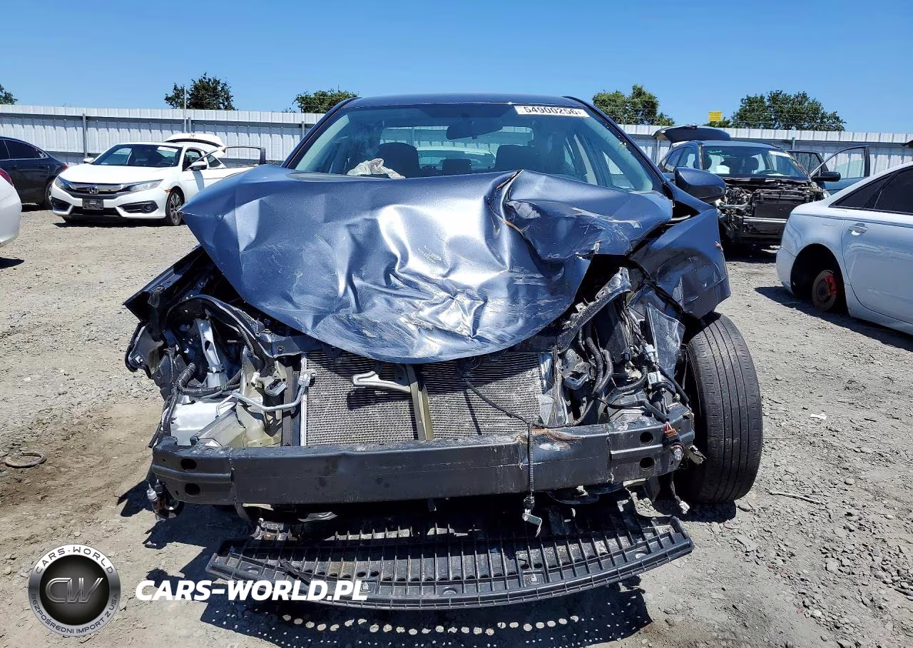 2015 Toyota Corolla L VIN:5YFBURHE9FP362215 - 5