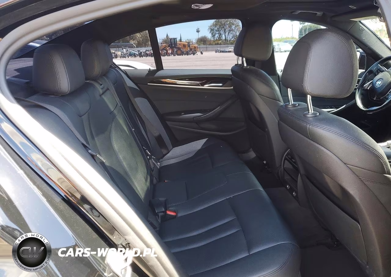 2019 BMW 530E VIN:WBAJA9C56KB389521 - 10