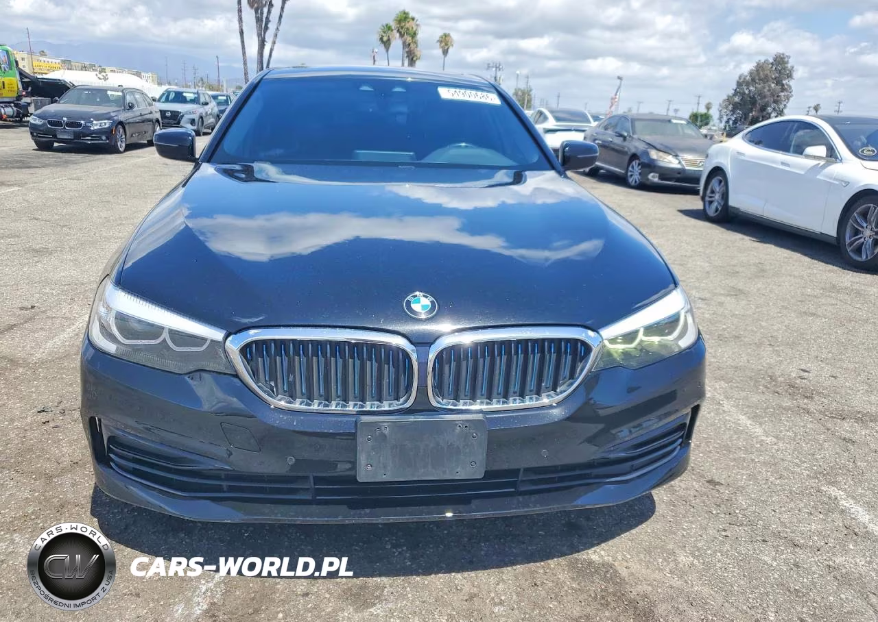 2019 BMW 530E VIN:WBAJA9C56KB389521 - 5