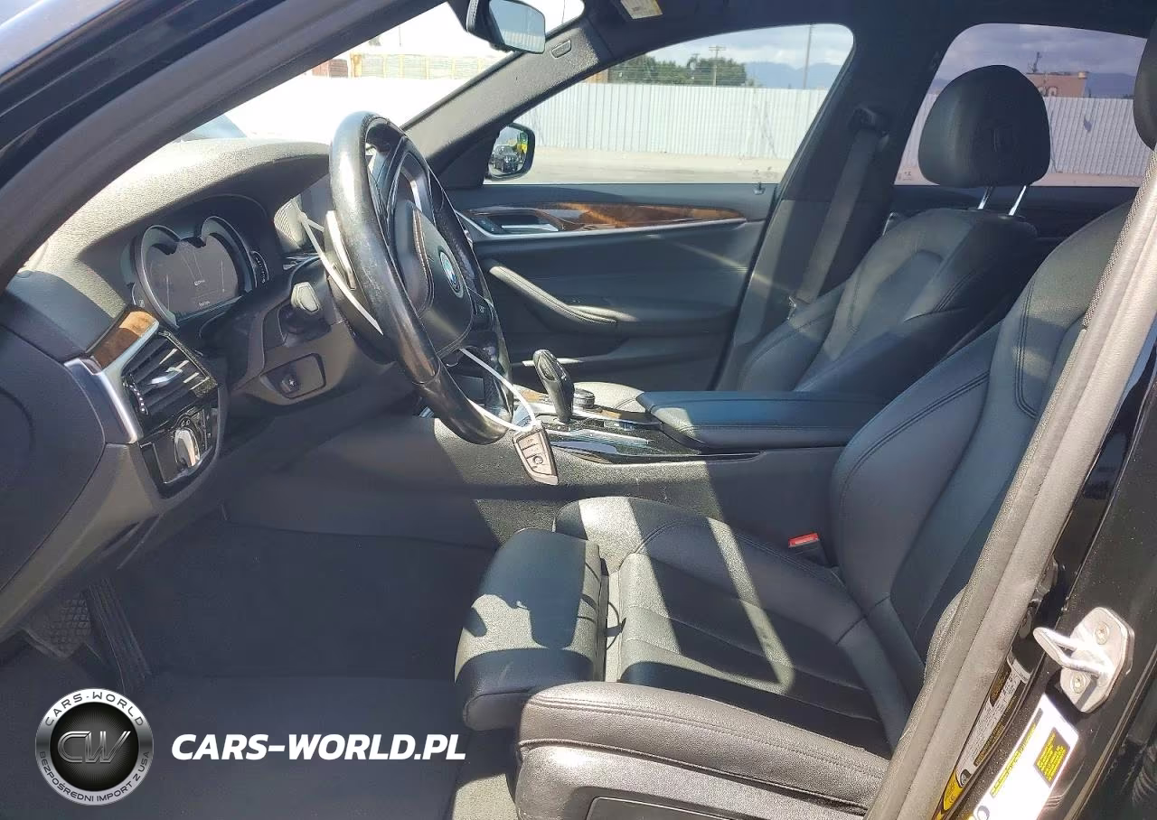 2019 BMW 530E VIN:WBAJA9C56KB389521 - 7