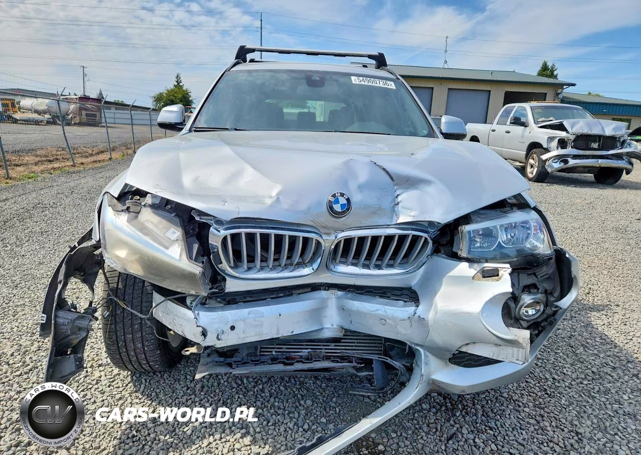 2017 BMW X3 xDrive28I VIN:5UXWX9C30H0W78516 - 5