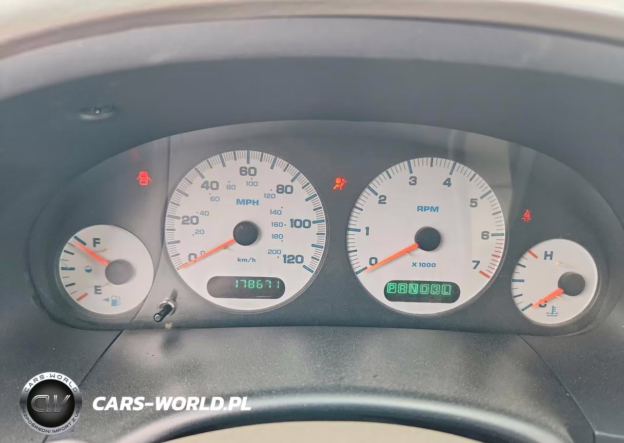 2002 Chrysler Town & Country Ex VIN:2C4GP74L52R532053 - 9