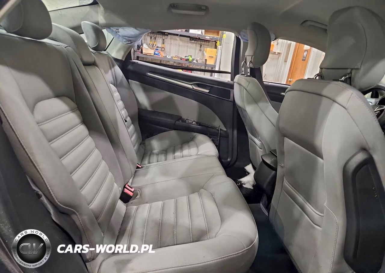 2013 Ford Fusion S VIN:3FA6P0G77DR380555 - 10