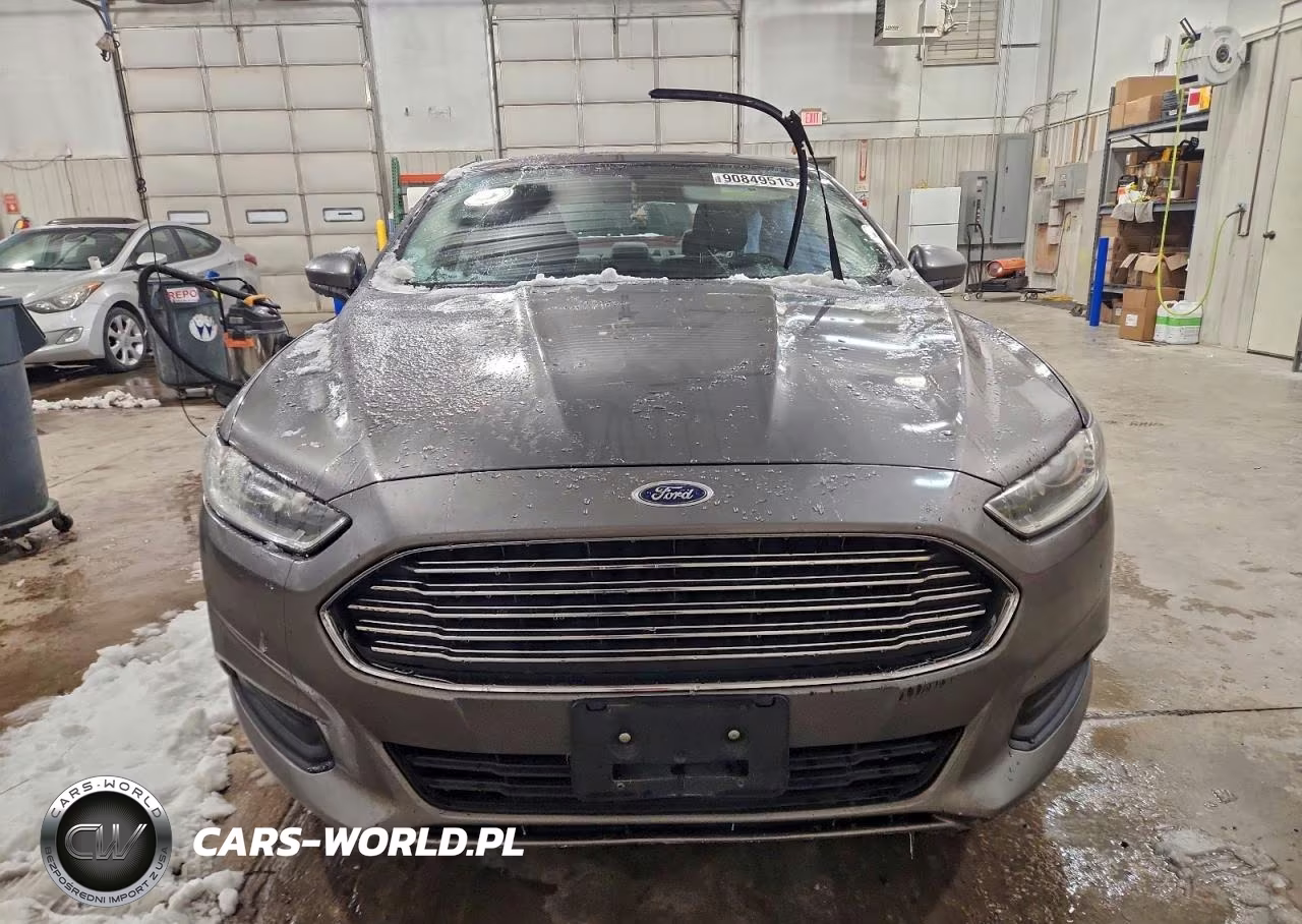 2013 Ford Fusion S VIN:3FA6P0G77DR380555 - 5