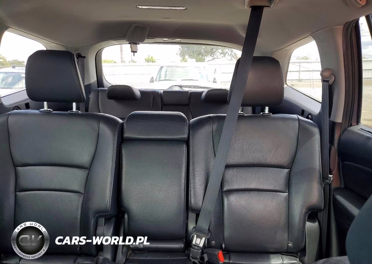 2018 Honda Pilot Touring VIN:5FNYF5H98JB012787 - 10
