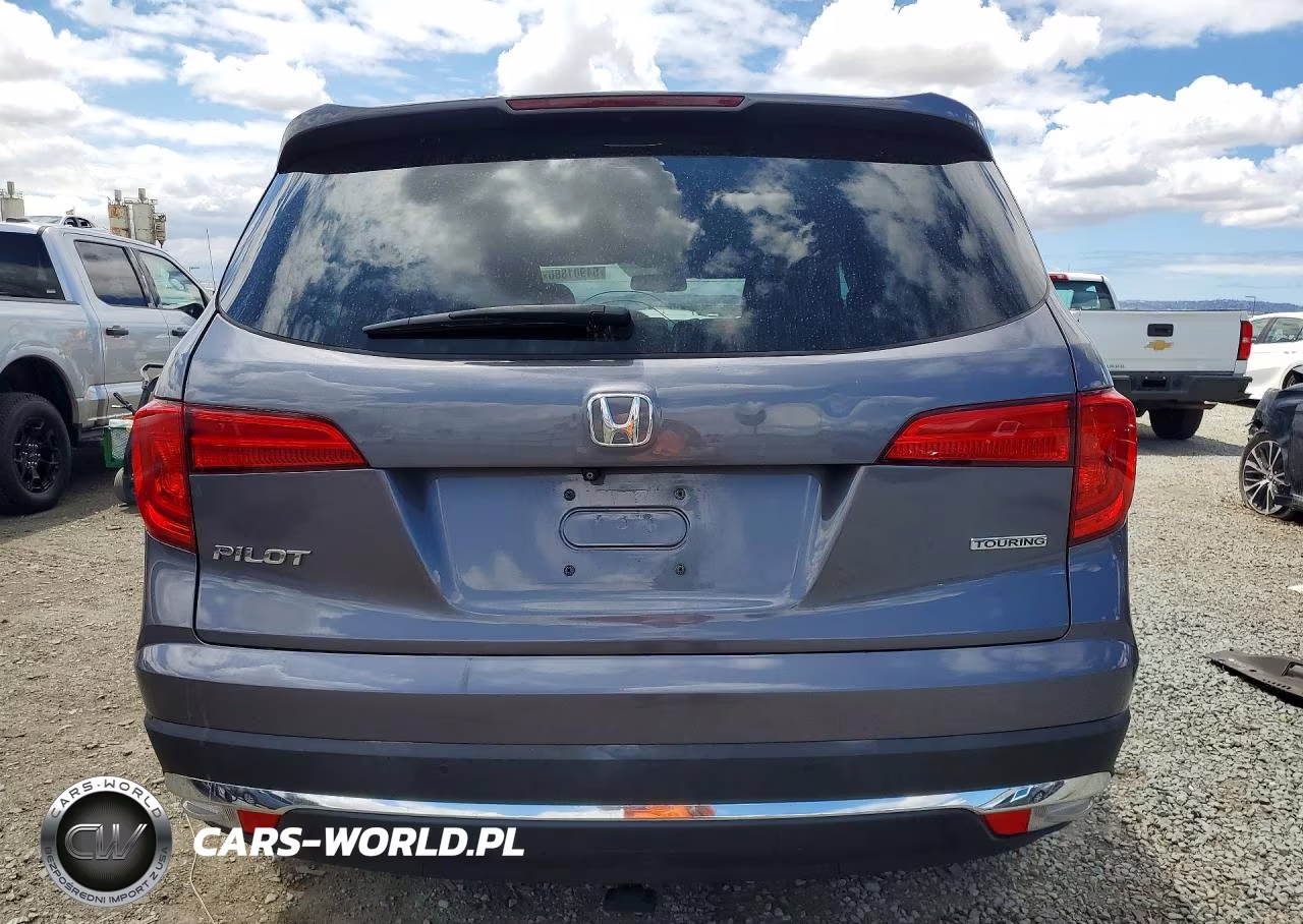 2018 Honda Pilot Touring VIN:5FNYF5H98JB012787 - 6