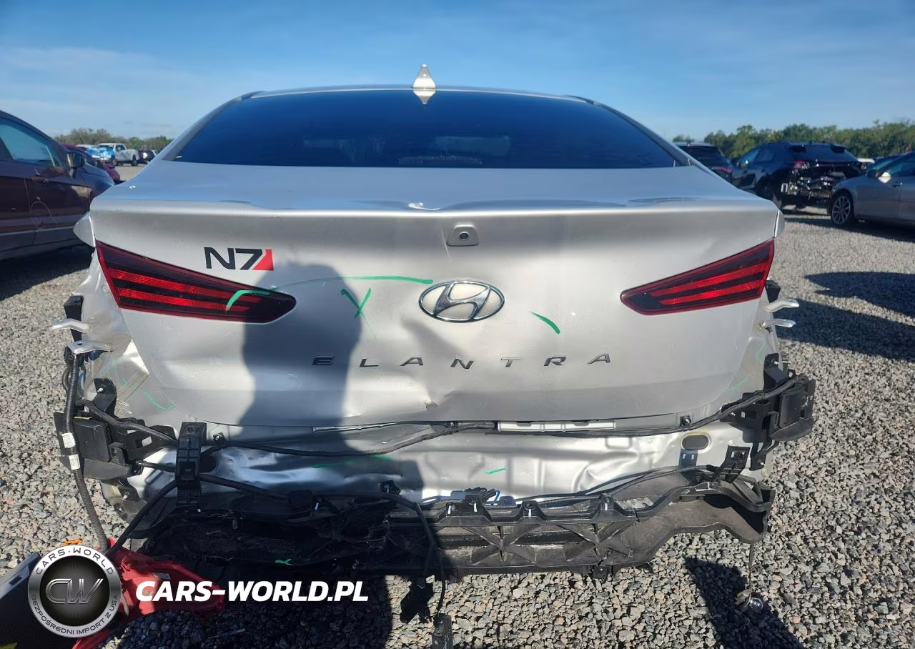 2019 Hyundai Elantra Value Edition VIN:5NPD84LF4KH485847 - 6
