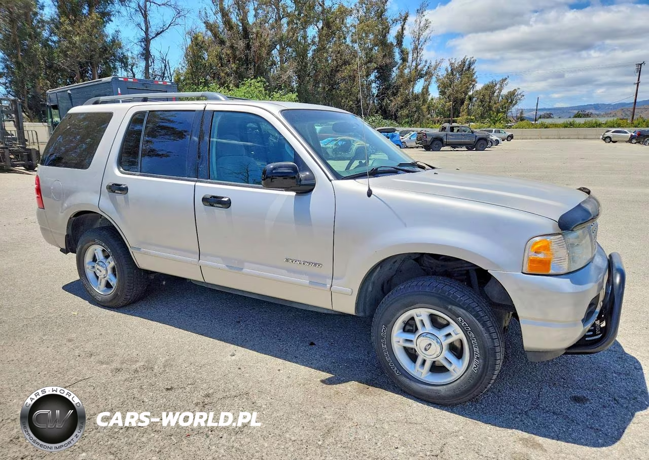2004 Ford Explorer Xlt VIN:1FMZU63E54UB50749 - 4
