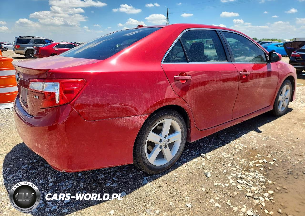 2013 Toyota Camry Se VIN:4T1BF1FK4DU684521 - 3