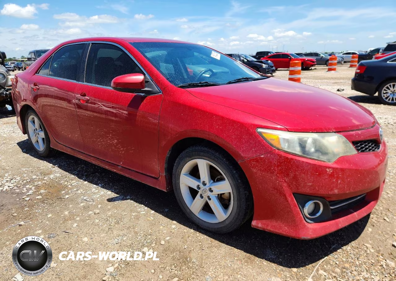 2013 Toyota Camry Se VIN:4T1BF1FK4DU684521 - 4