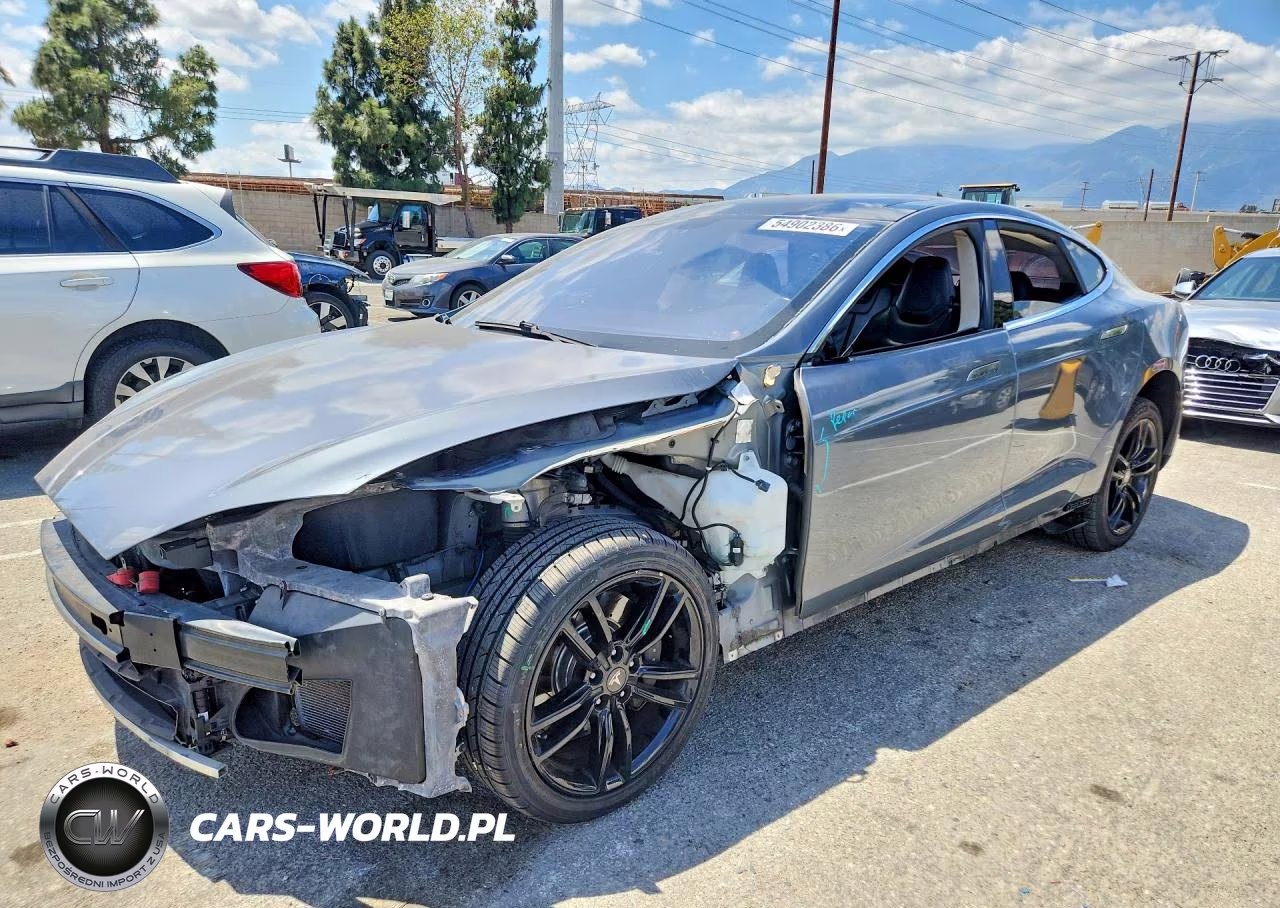 2013 Tesla Model S