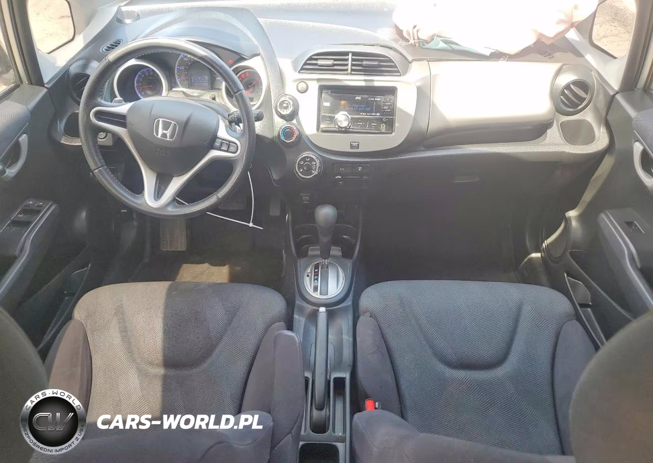 2011 Honda Fit Sport VIN:JHMGE8H54BC017771 - 8