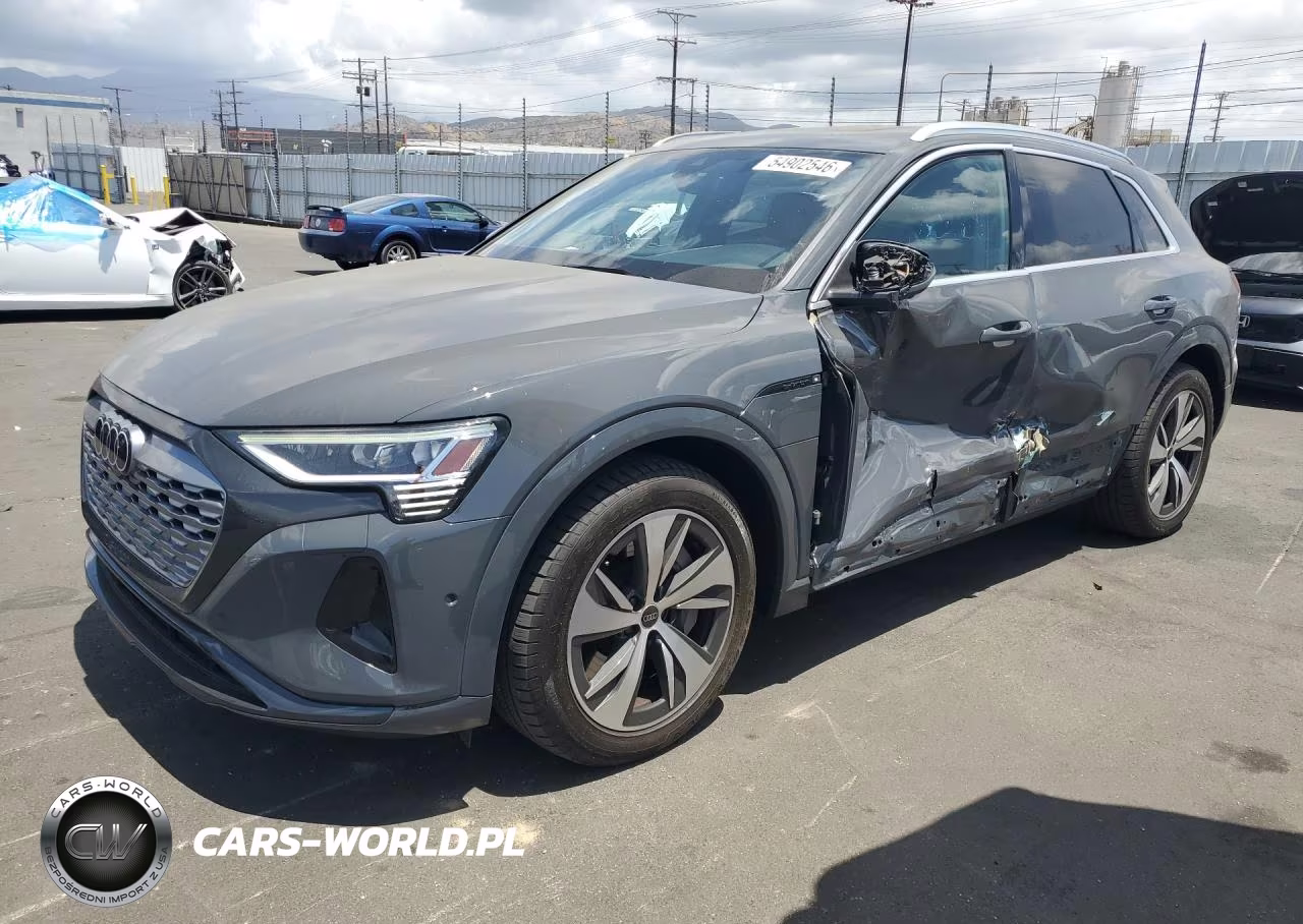 2024 Audi Q8 E-Tron Premium Plus VIN:WA15AAGE3RB040594 - 1