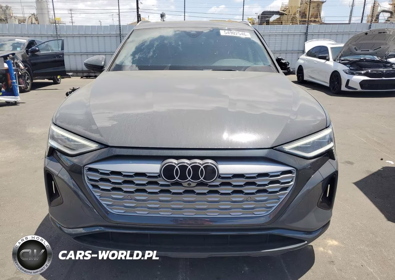 2024 Audi Q8 E-Tron Premium Plus VIN:WA15AAGE3RB040594 - 5