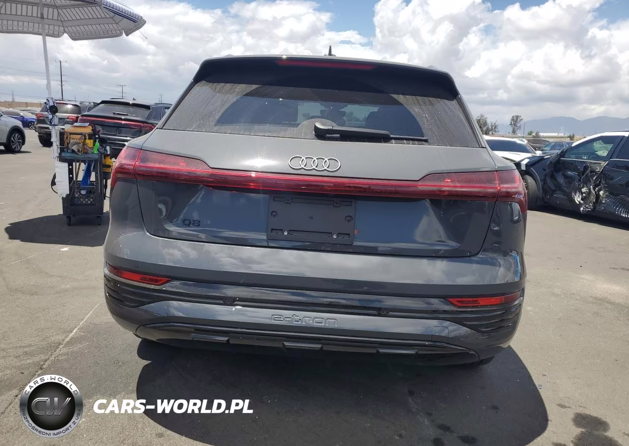 2024 Audi Q8 E-Tron Premium Plus VIN:WA15AAGE3RB040594 - 6
