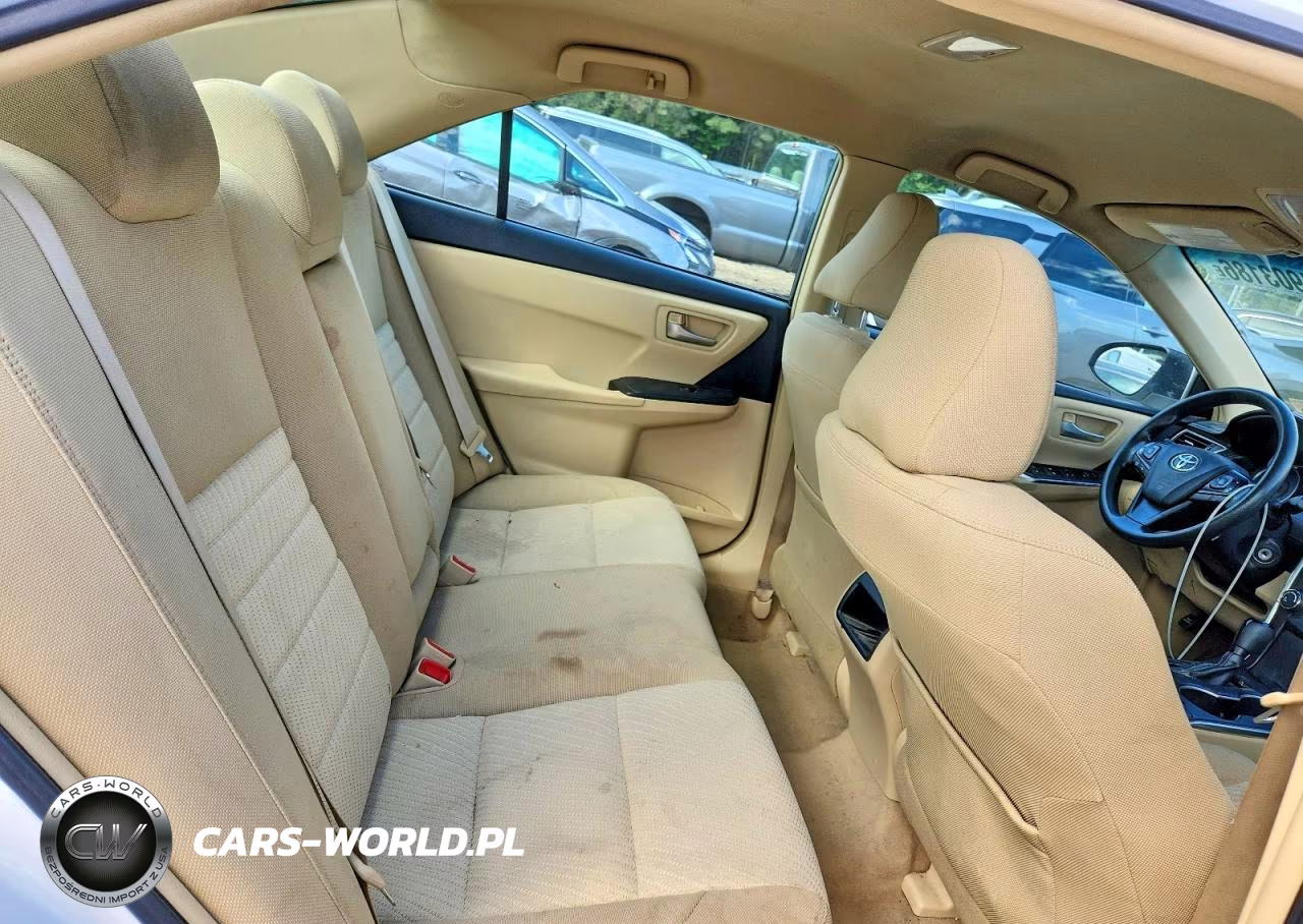 2017 Toyota Camry Le VIN:4T1BF1FK8HU337019 - 10