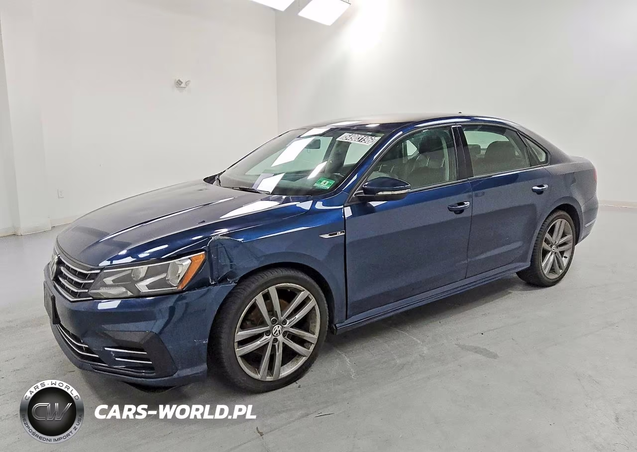 2018 Volkswagen Passat S-R-Line – zdjęcie 1 z 13