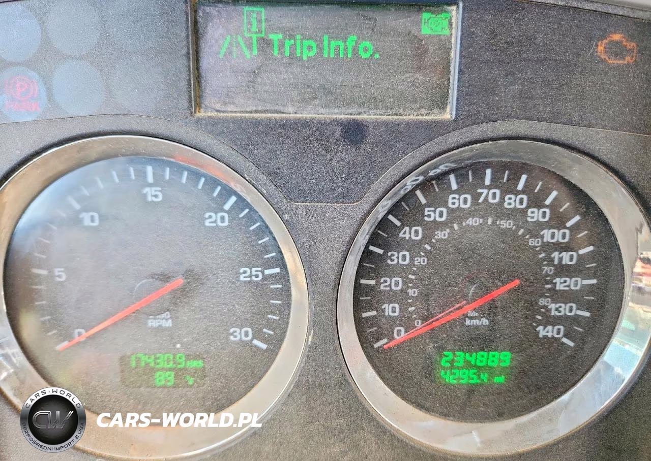 2016 Kenworth T800 VIN:1NKDX4TX0GJ978689 - 8