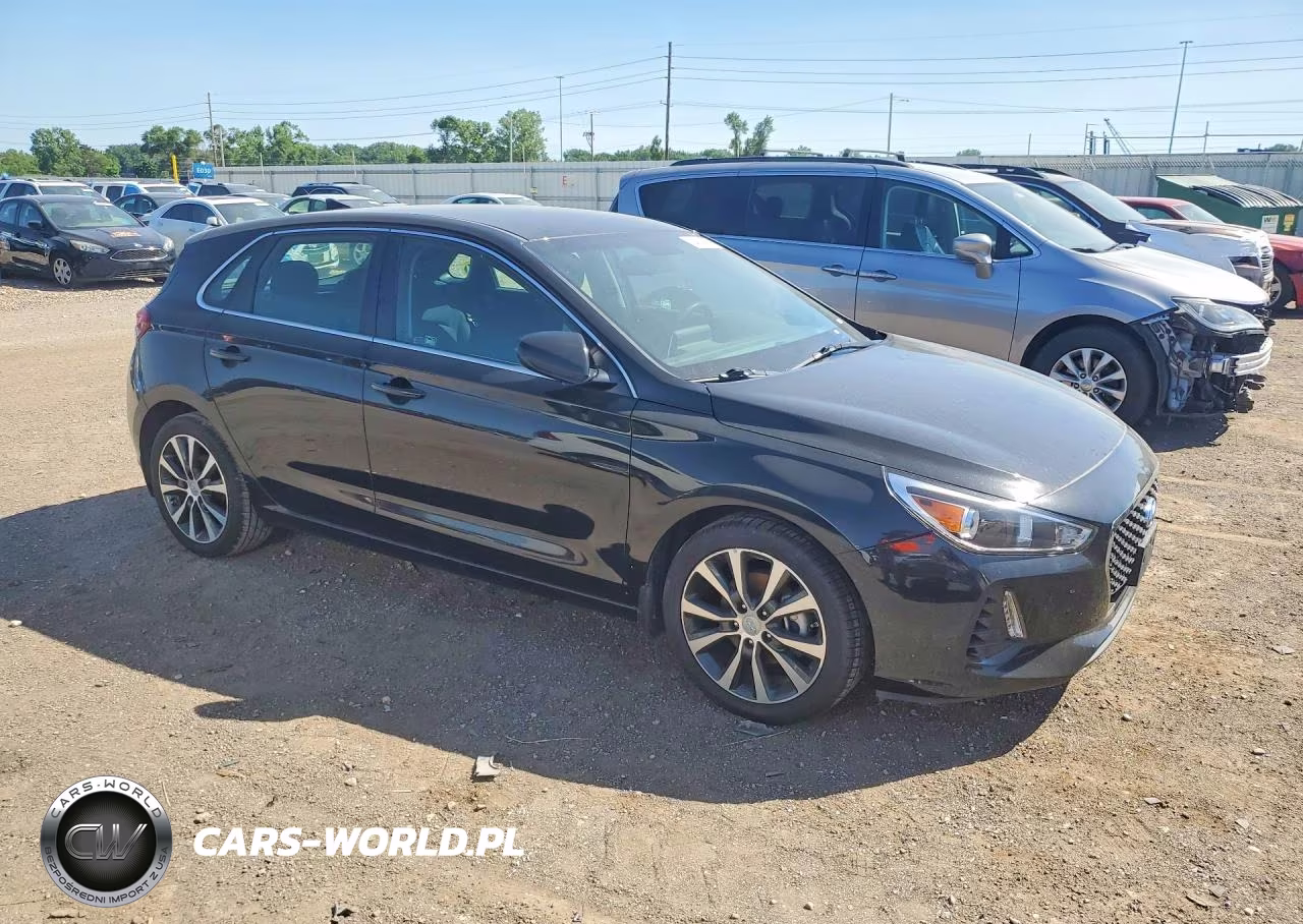 2018 Hyundai Elantra Gt Base VIN:KMHH35LE2JU010047 - 4