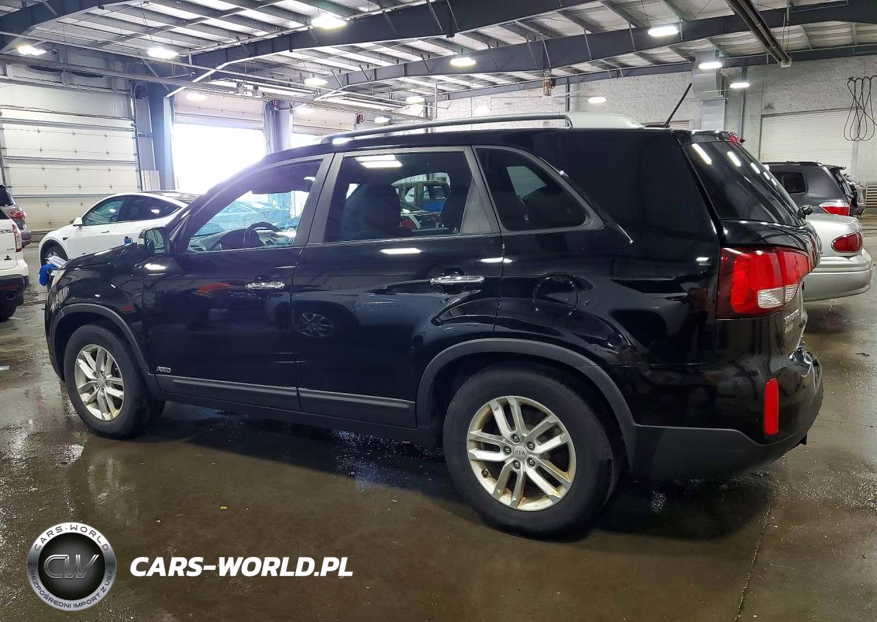 2014 Kia Sorento Lx VIN:5XYKTCA69EG477015 - 2