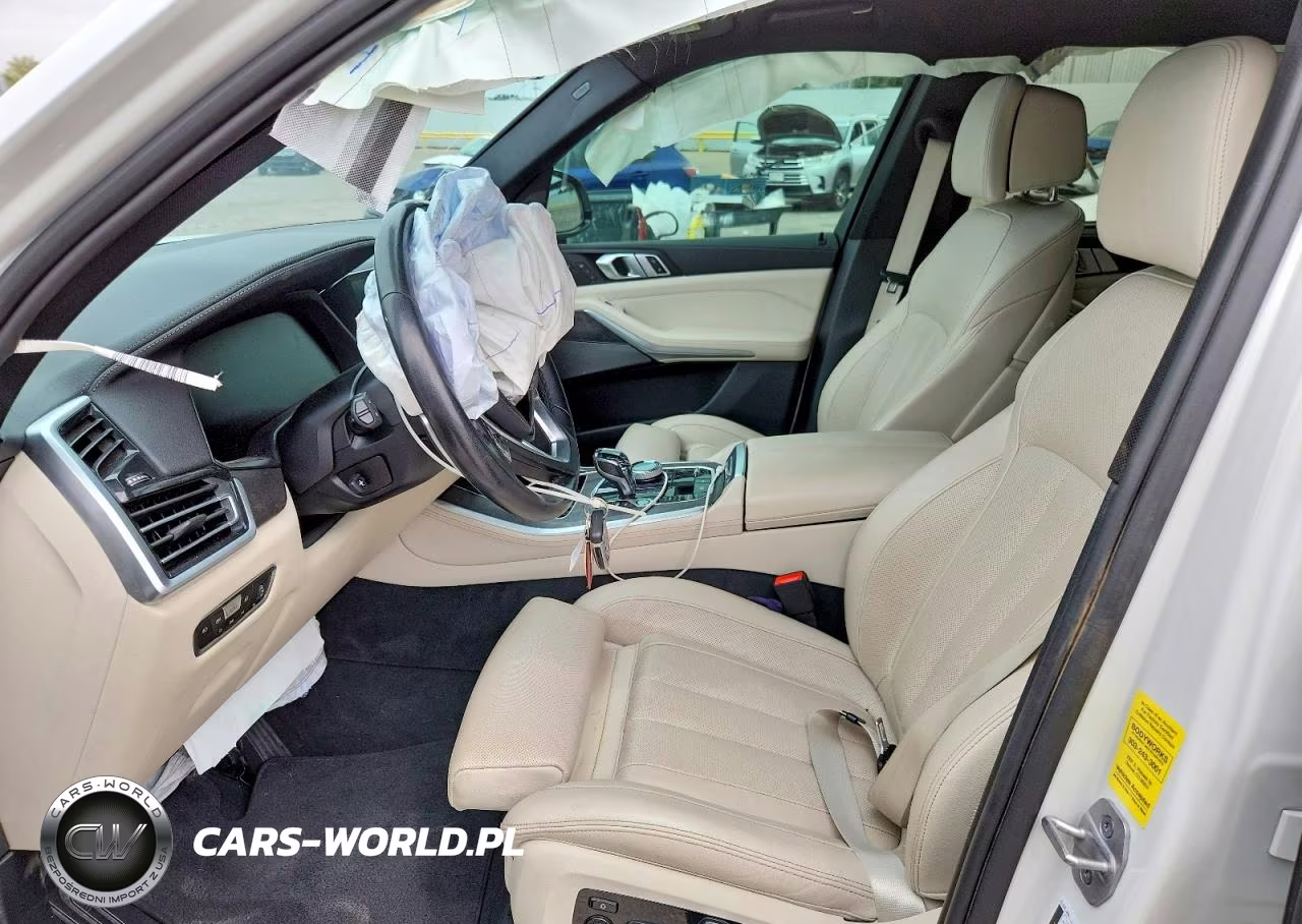 2021 BMW X5 xDrive45E VIN:5UXTA6C03M9E34909 - 7