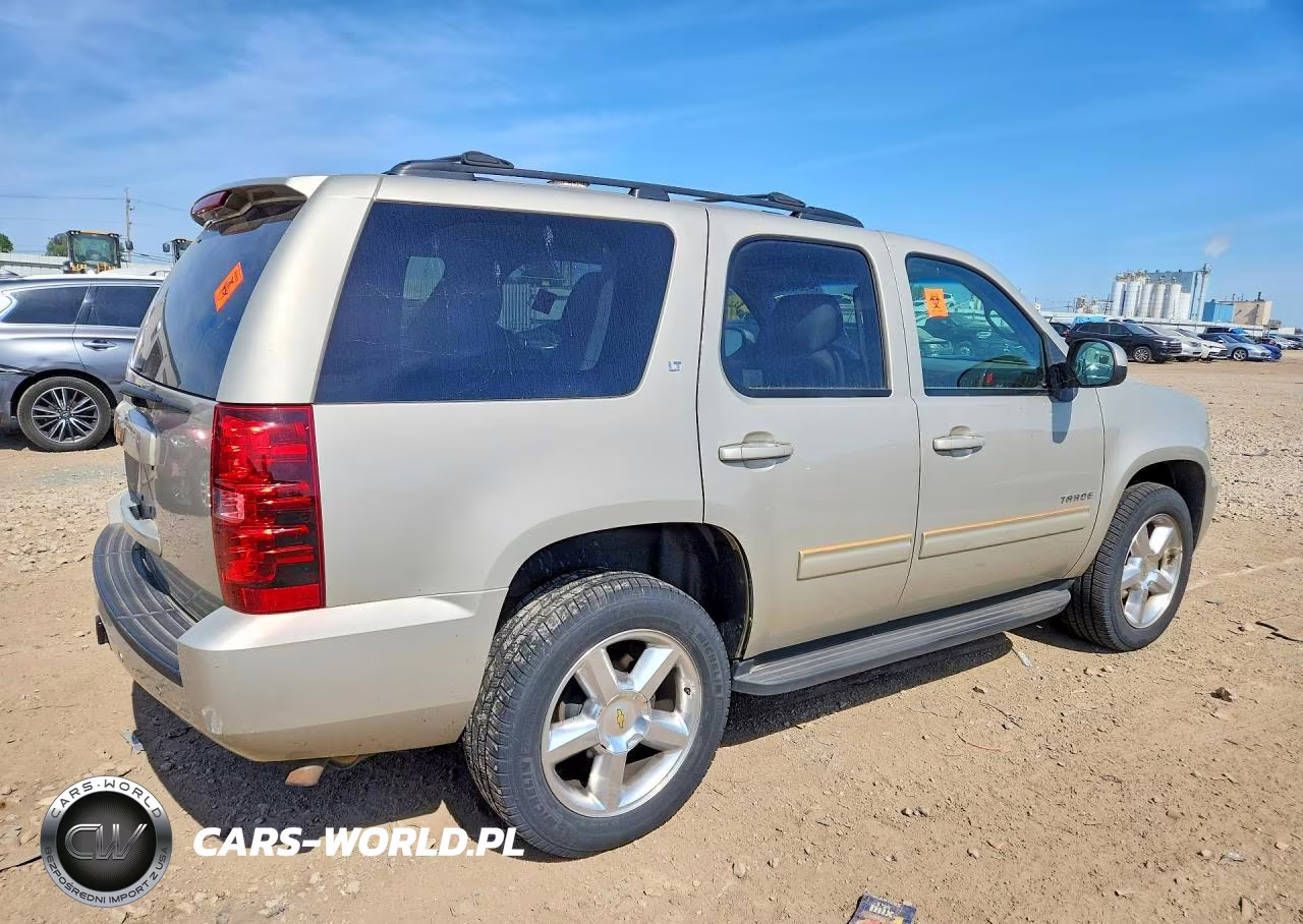 2014 Chevrolet Tahoe K1500 Lt VIN:1GNSKBE07ER111744 - 3