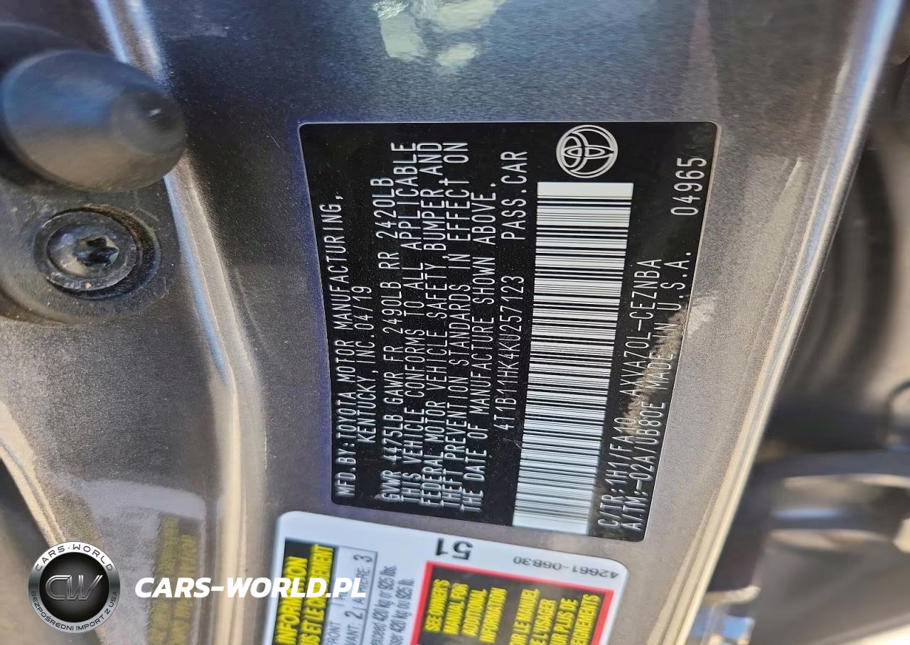 2019 Toyota Camry Le VIN:4T1B11HK4KU257123 - 12