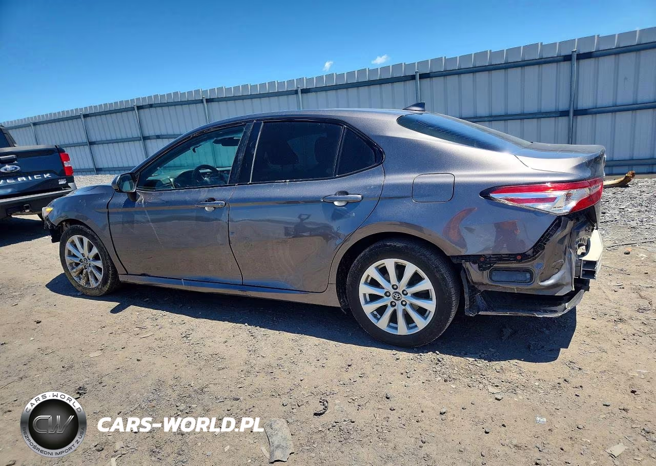 2019 Toyota Camry Le VIN:4T1B11HK4KU257123 - 2
