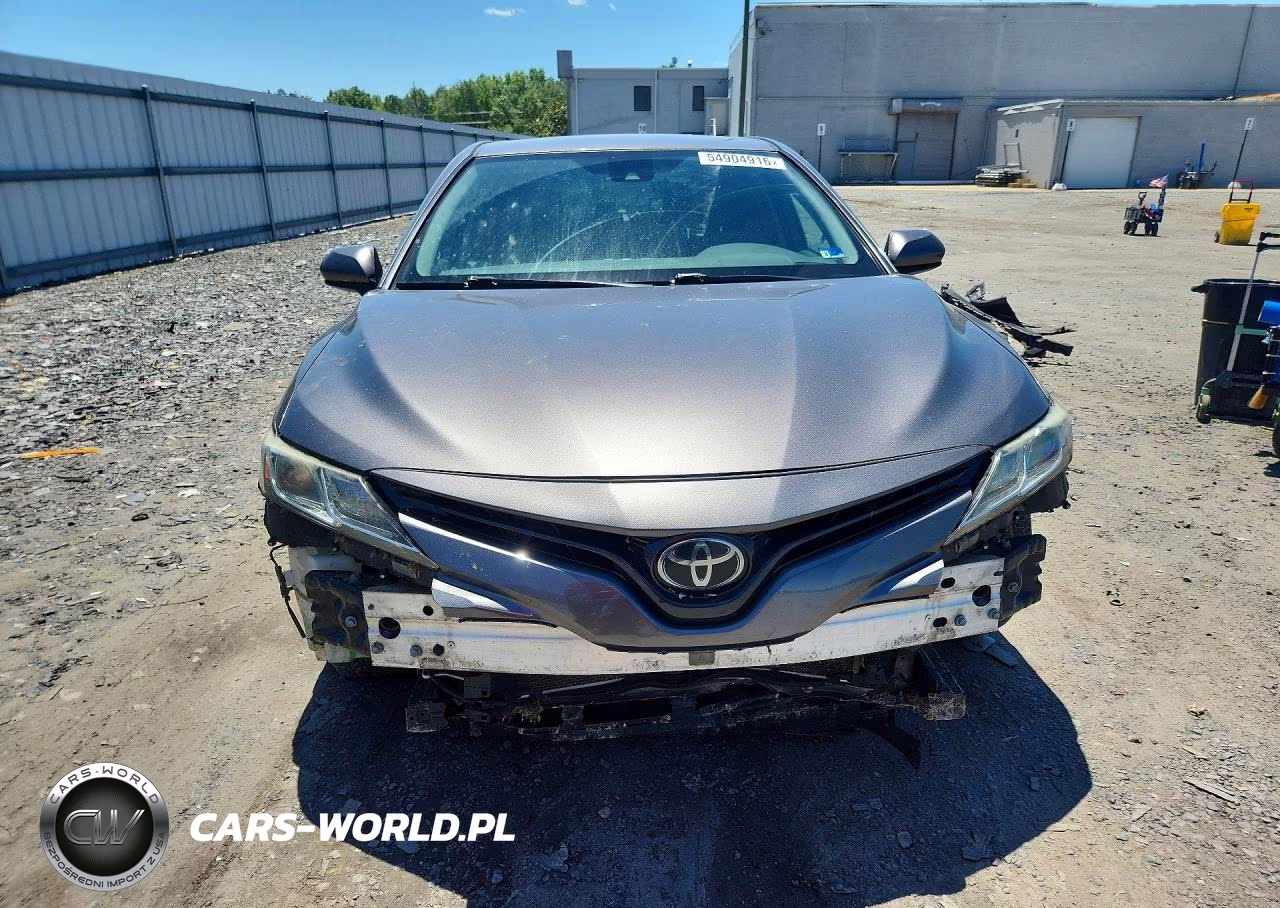 2019 Toyota Camry Le VIN:4T1B11HK4KU257123 - 5