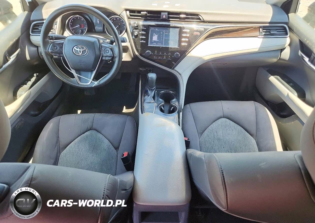 2019 Toyota Camry Le VIN:4T1B11HK4KU257123 - 8