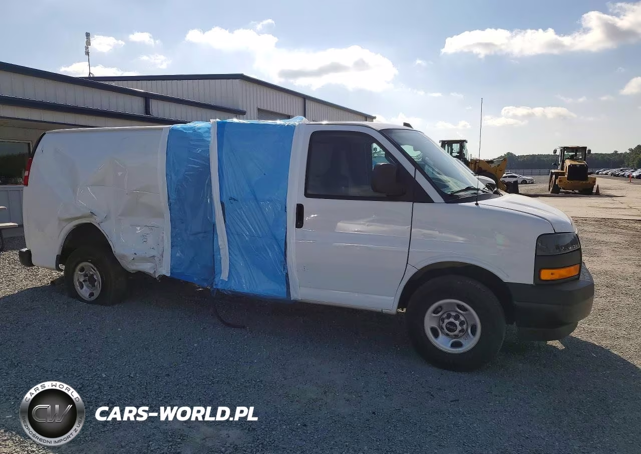 2023 GMC Savana G2500 VIN:1GTW7BFP1P1171656 - 4