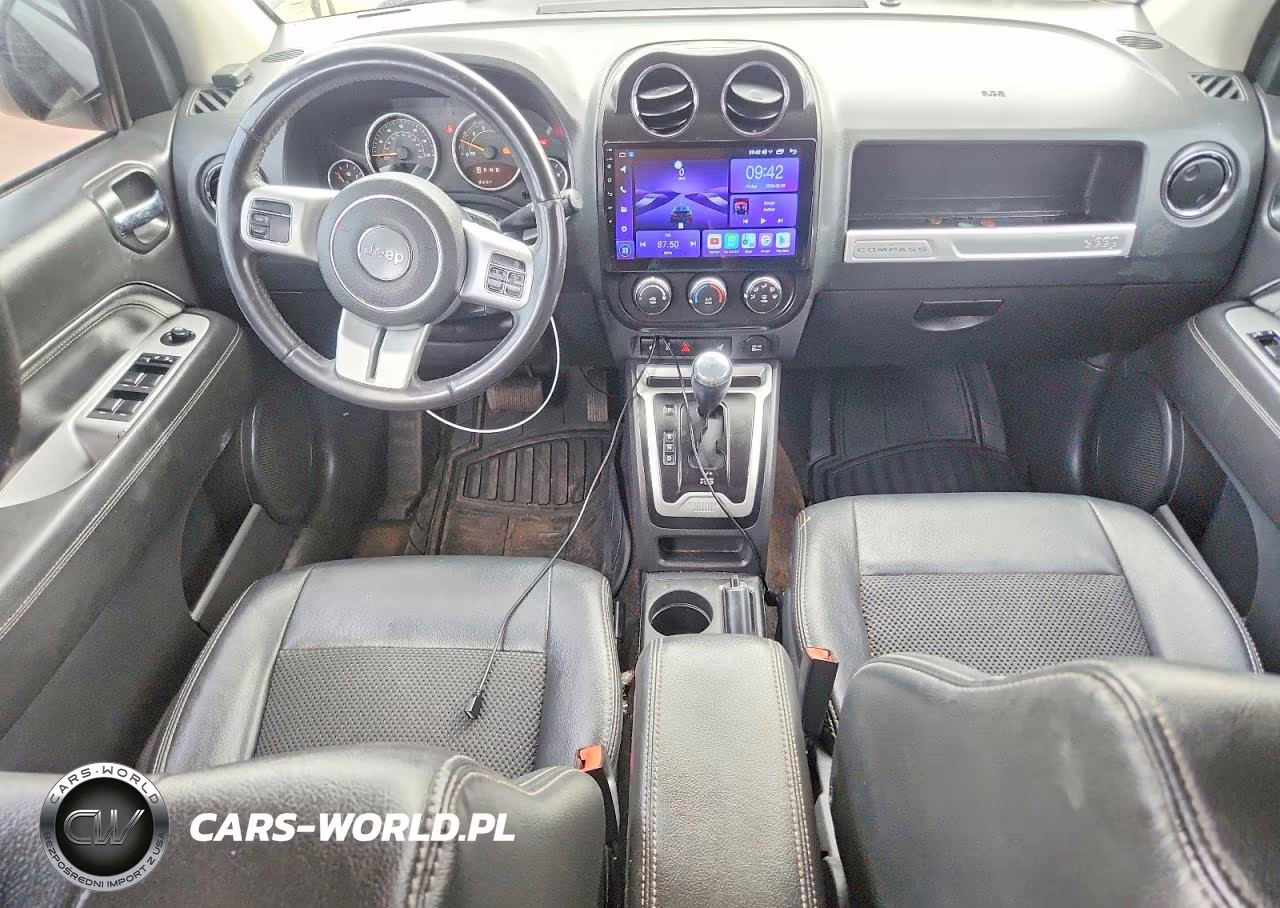 2017 Jeep Compass Latitude VIN:1C4NJDEB9HD143926 - 8