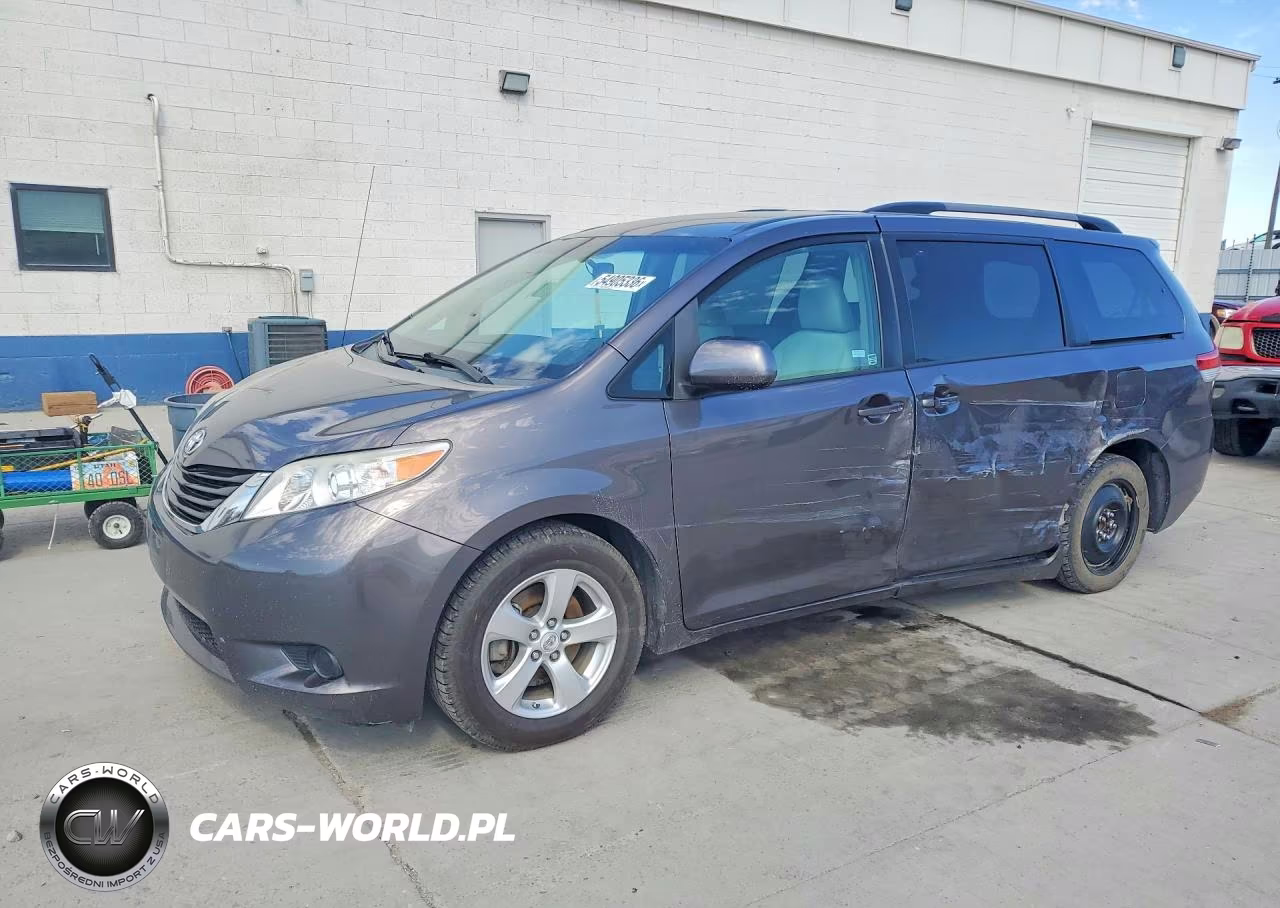 2012 Toyota Sienna Le