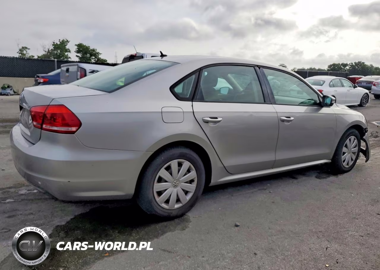2013 Volkswagen Passat S VIN:1VWAP7A38DC046257 - 3