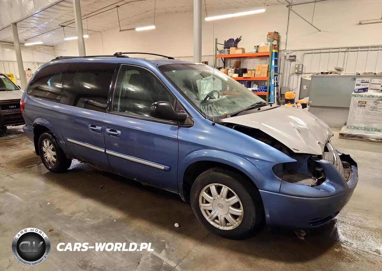 2007 Chrysler Town & Country Touring VIN:2A4GP54L57R210129 - 4