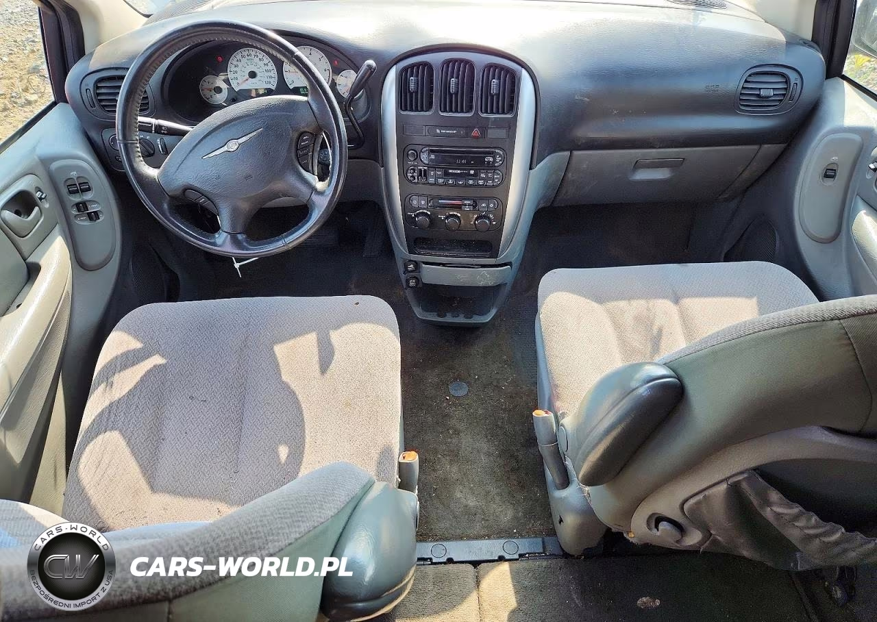 2007 Chrysler Town & Country Touring VIN:2A4GP54L57R210129 - 8