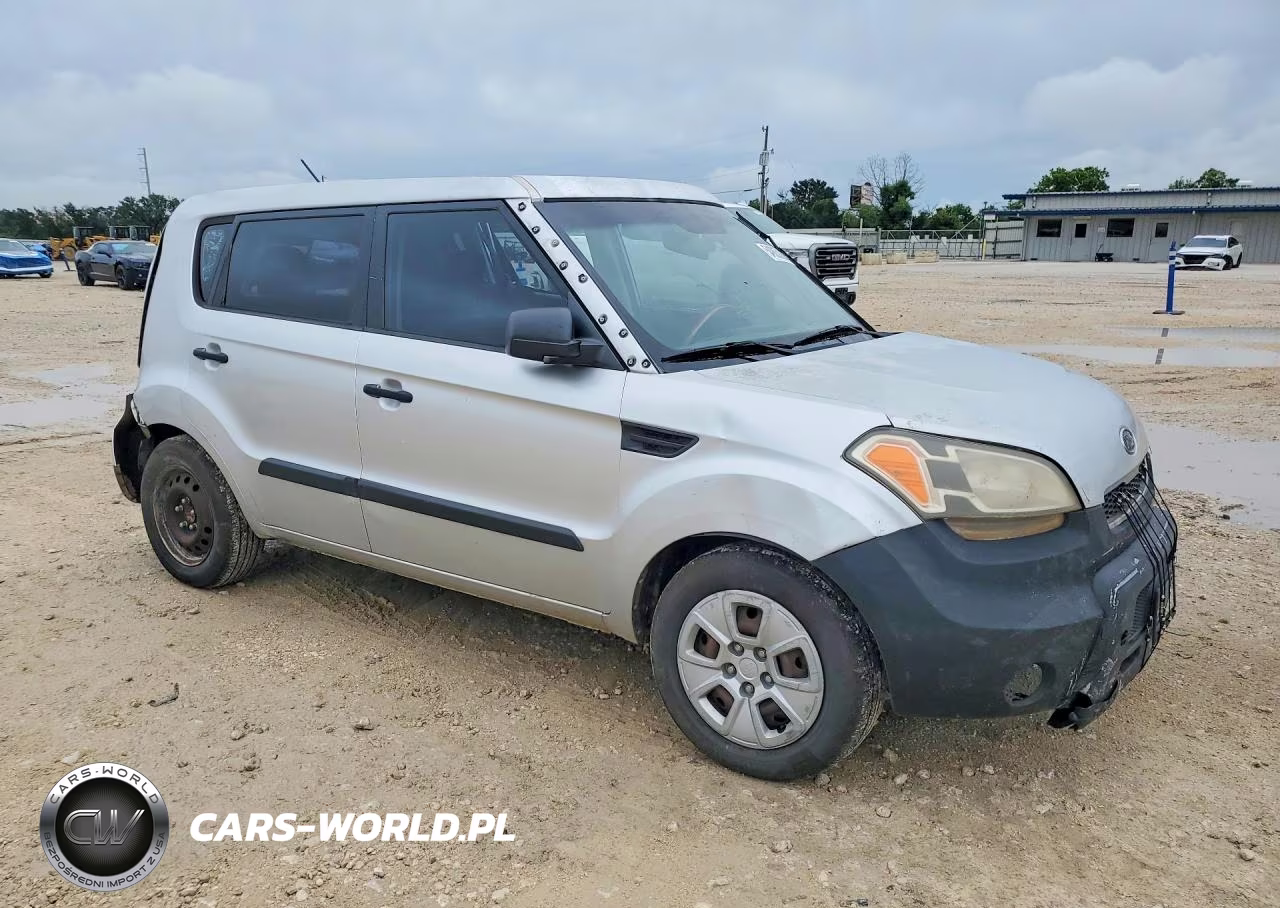 2011 Kia Soul Base VIN:KNDJT2A17B7299835 - 4