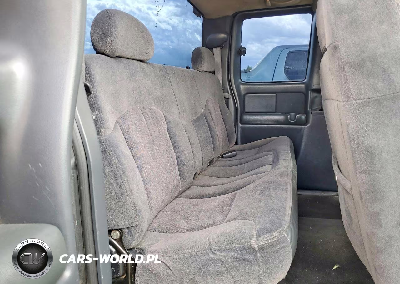 2001 Chevrolet Silverado C1500 VIN:2GCEC19V511170667 - 10