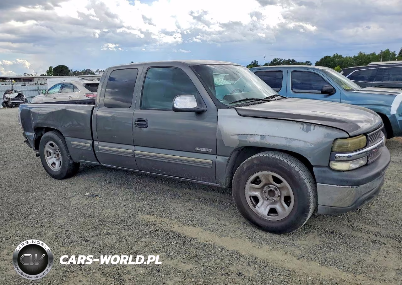 2001 Chevrolet Silverado C1500 VIN:2GCEC19V511170667 - 4