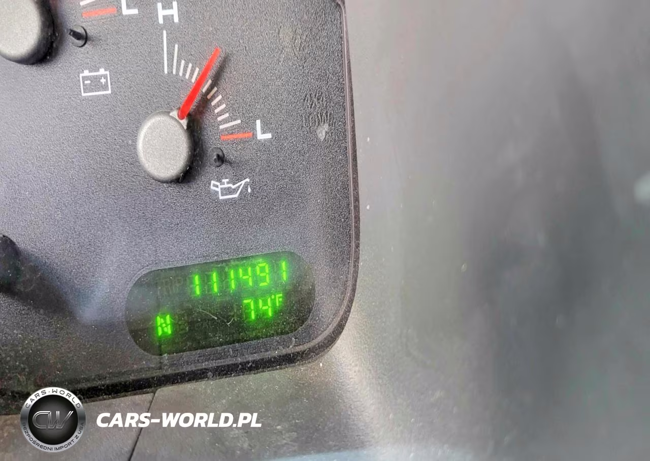 2004 Ford Expedition Xls VIN:1FMRU13W64LB74351 - 8