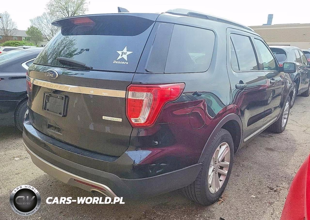 2016 Ford Explorer Xlt VIN:1FM5K7DH3GGB27184 - 4