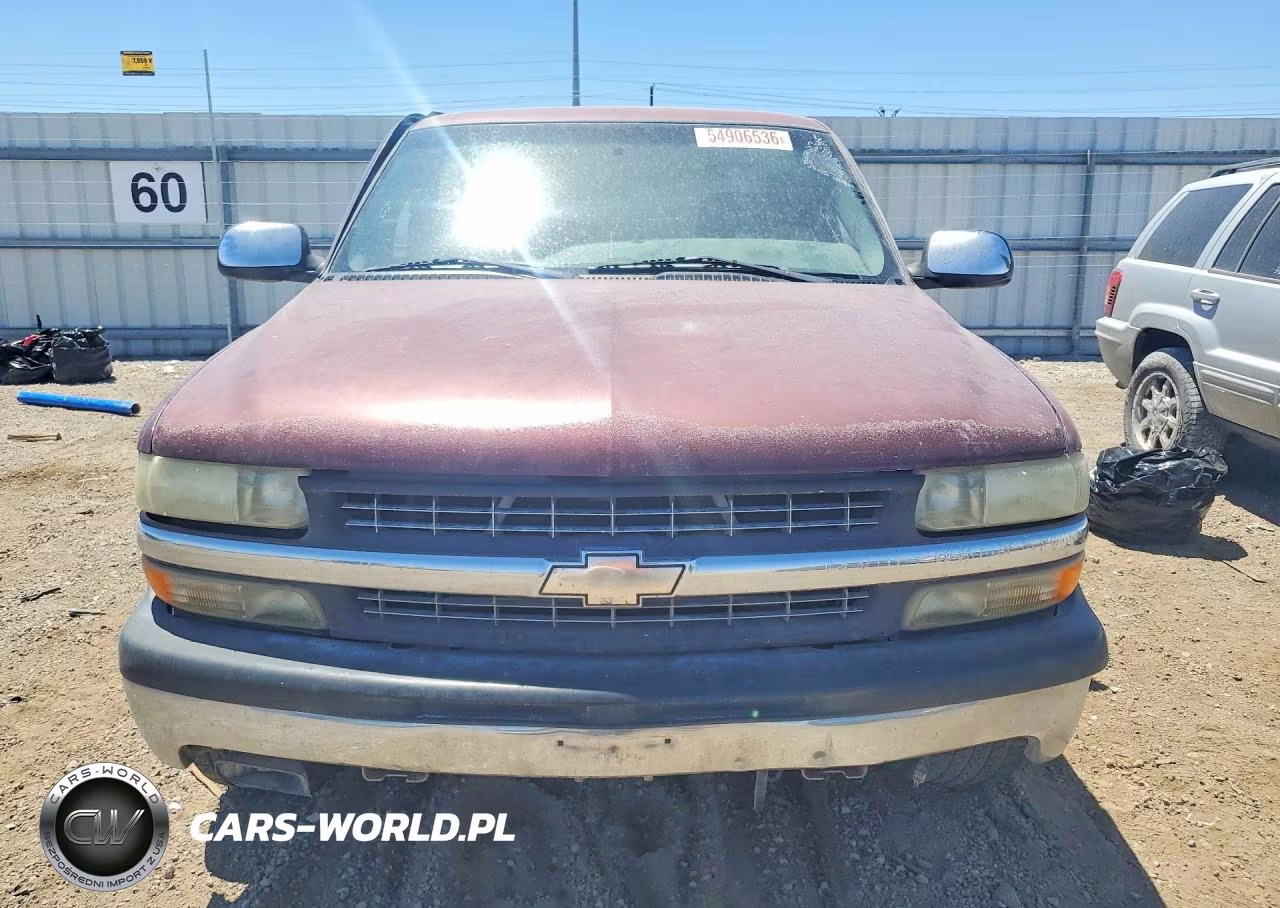 2001 Chevrolet Silverado C1500 VIN:2GCEC19VX11246190 - 5
