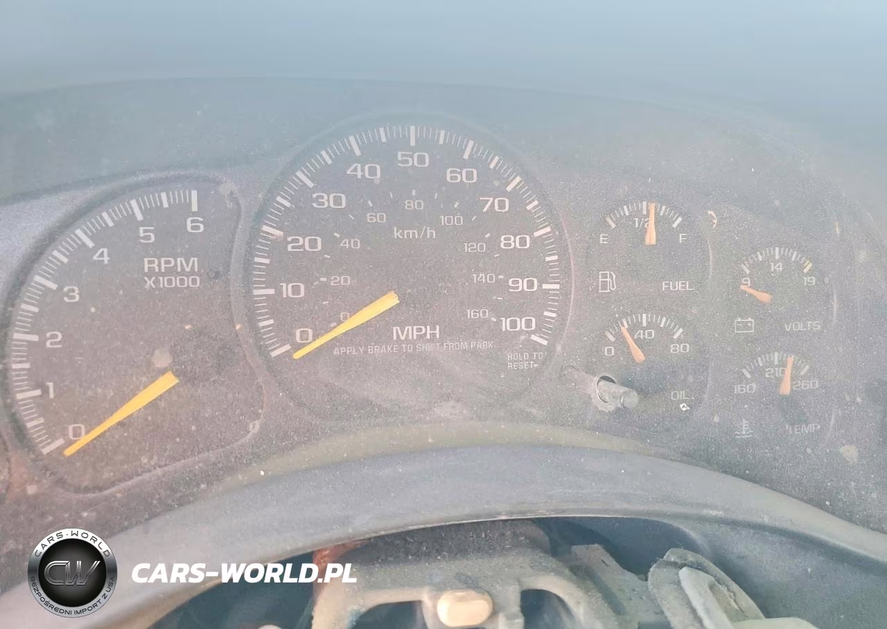 2001 Chevrolet Silverado C1500 VIN:2GCEC19VX11246190 - 9