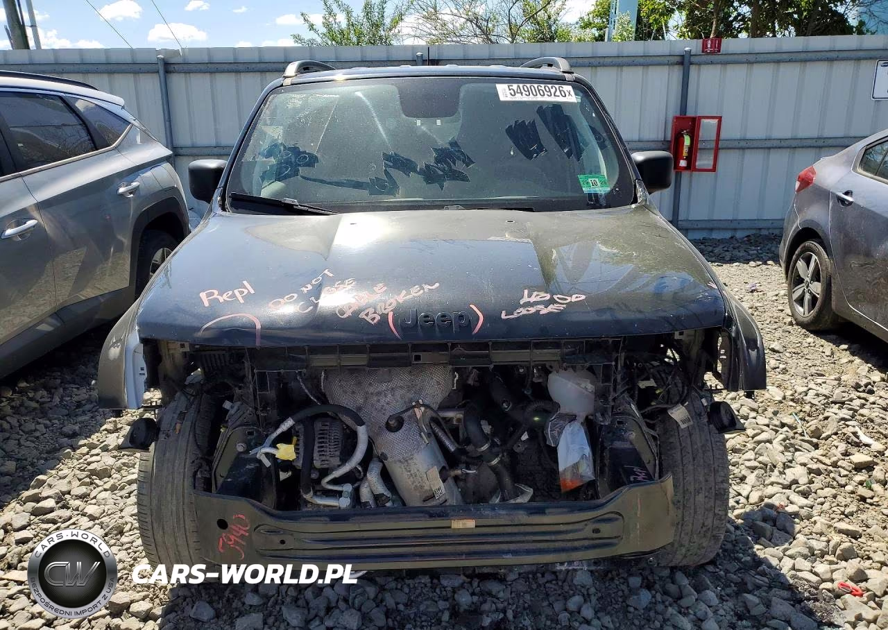 2018 Jeep Renegade Sport VIN:ZACCJBAB2JPJ14161 - 5