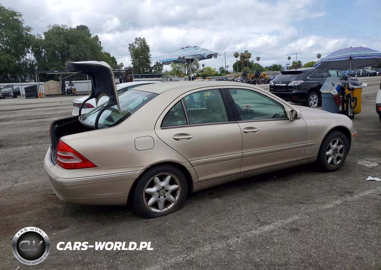 2003 Mercedes-Benz C 240 VIN:WDBRF61J03E012705 - 3